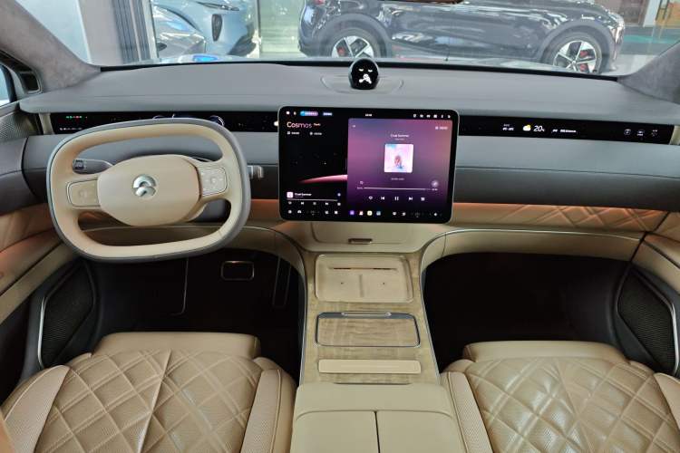 Used Nio ET9 2025 100kWh Signature Edition
