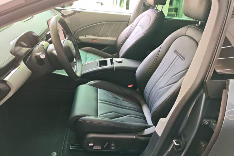 Used Zeekr 007 2024 Four-Wheel Drive Intelligent Driving Version 75 kWh