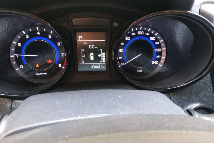 Used CHANGAN CS15 2016 1.5L Automatic Fashion Edition Odometer Close Up