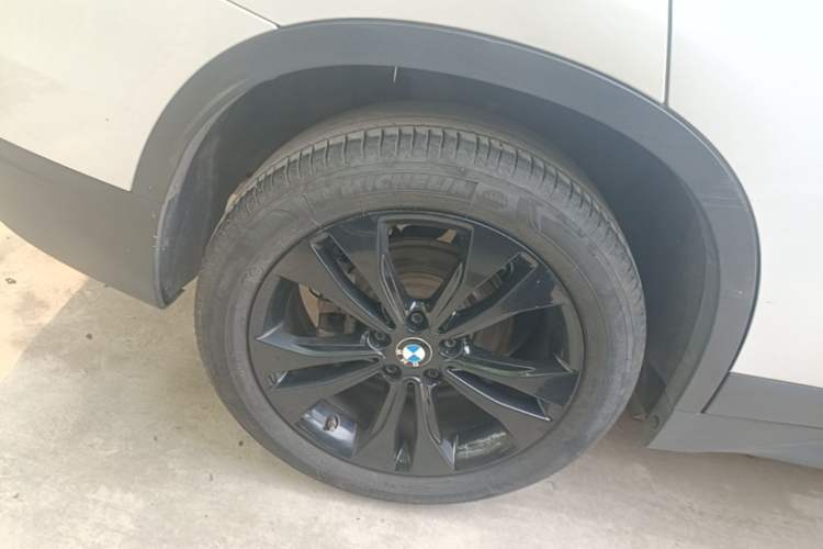 Used BMW X1 2020 sDrive20Li Fashion Model Right Rear Wheel Hub