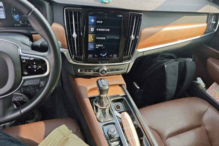 Used Volvo S90 2019 T5 Zhiyuan Edition
