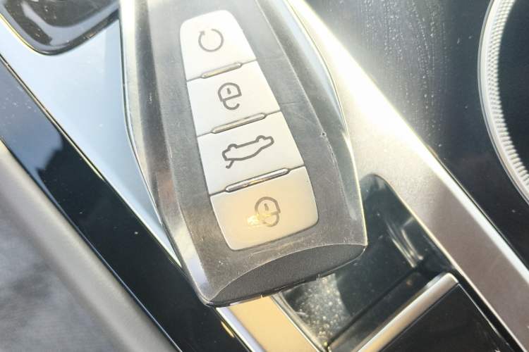 Used Geely Auto Emgrand X7 Sport 2026 Model 1.5TD Aspirational
