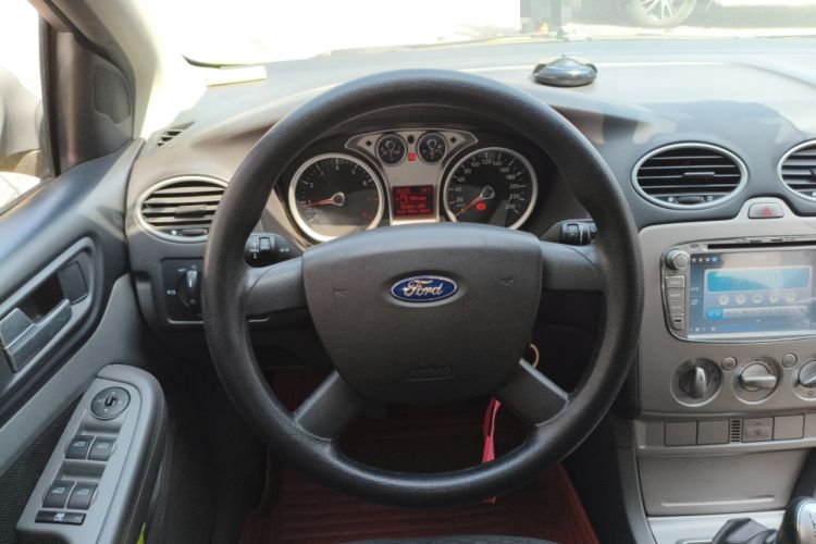 Used Ford Focus 2013 Hatchback Classic 1.8L Manual Base Model Steering Wheel