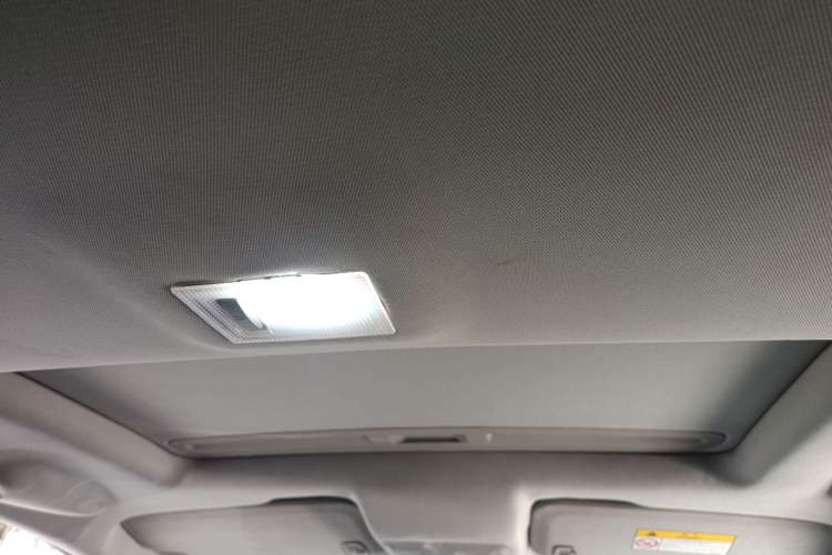 Used Buick Encore 2015 1.4T Automatic Two-Wheel Drive Urban Elite Version