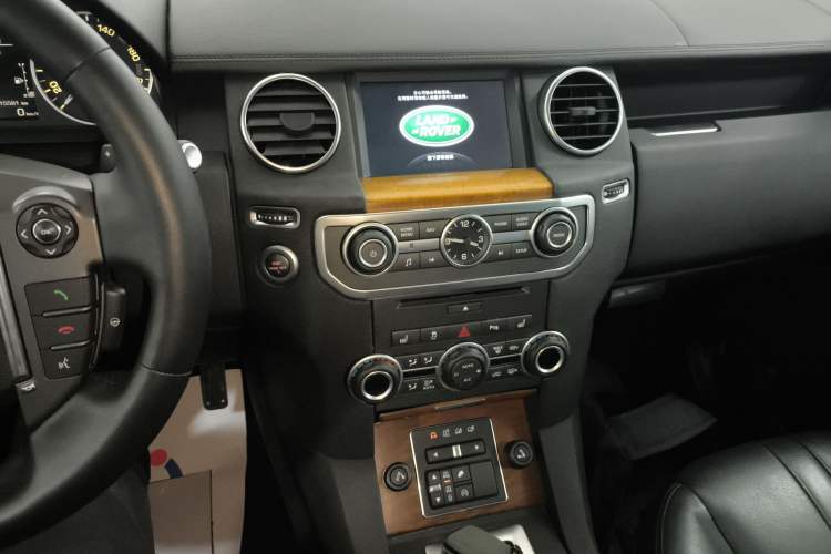 Used Land Rover Discovery 2016 3.0 SC Obsidian Black Heritage Edition HSE