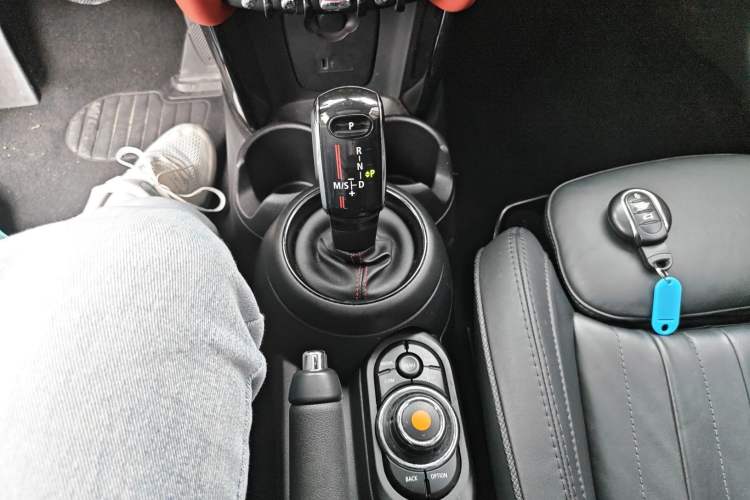 Used MINI 2021 2.0T COOPER S Artist Gear Lever