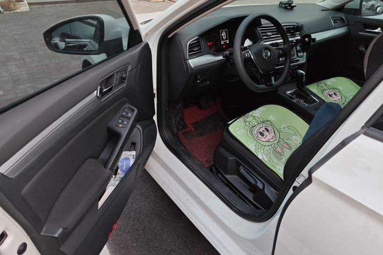 Used Volkswagen Lamando 2019 230TSI DSG Fashion Edition China VI Driver Seat