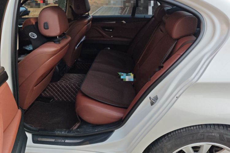 Used BMW 5 Series 2014 520Li Elegant Model
