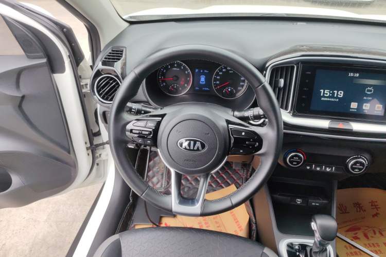 Used Kia kx1 Stonic 2019 1.4L Automatic Sport Edition China VI
