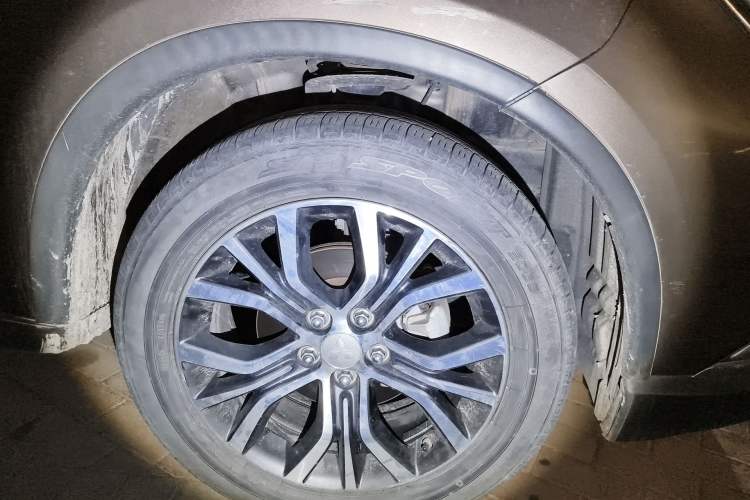 Used Mitsubishi Outlander 2018 2.0L Two-Wheel Drive Glory Edition 5 Seats