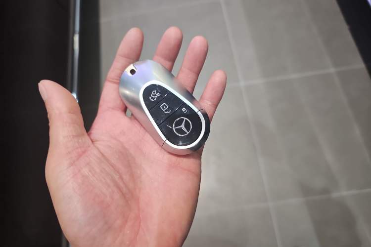 Used Mercedes-Benz S-Class 2023 Updated S 400 L Business Version Vehicle Key