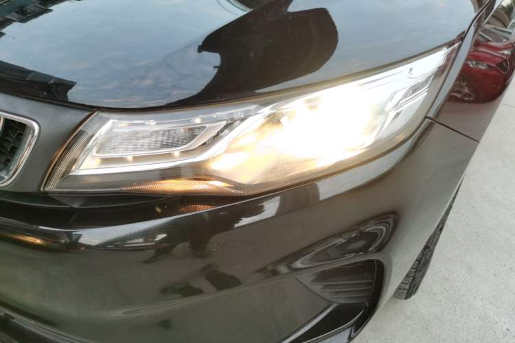 Used Geely Auto Emgrand GL 2018 1.8L DCT Elite Smart Connectivity Version
