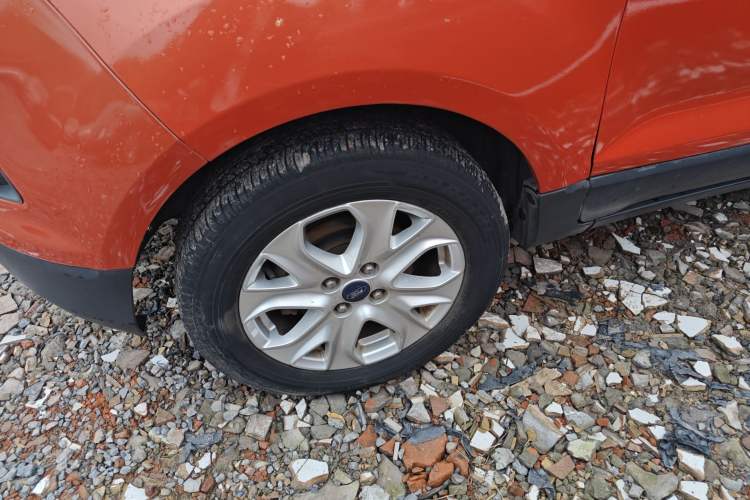 Used Ford EcoSport 2013 1.5L Manual Fashion Model