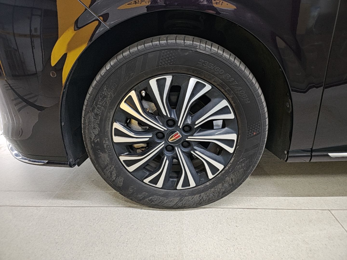 Hongqi HQ9 PHEV 2024 2.0T Four-Wheel Drive Luxury Edition — снимка 10