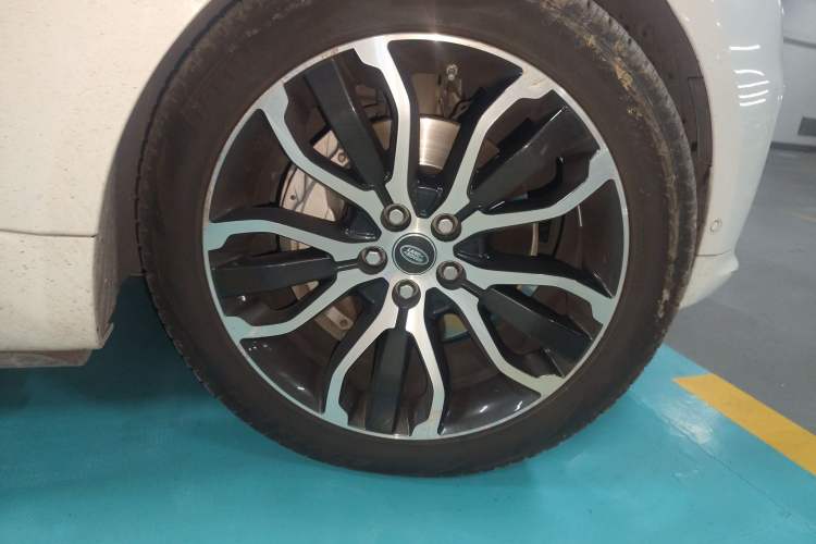 Used Land Rover Range Rover Sport 2021 3.0 L6 YAO Black Edition
