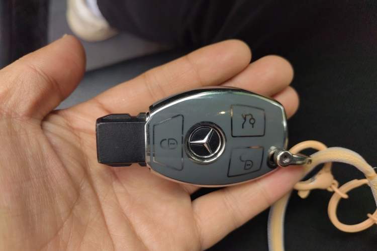 Used Mercedes-Benz GLA 2016 GLA 220 4MATIC Fashion Edition Vehicle Key