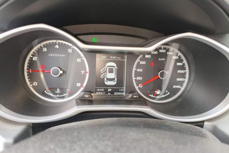 Used Geely Auto Emgrand X7 Sport 2016 1.8TD Automatic ZhiShang Model