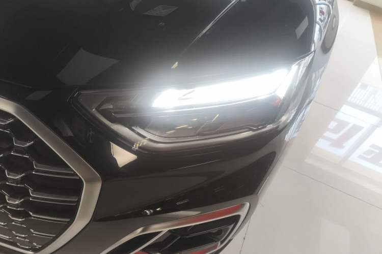 Used Audi Q5L 2022 Updated 40T Luxury Dynamic Edition Left Front Headlight