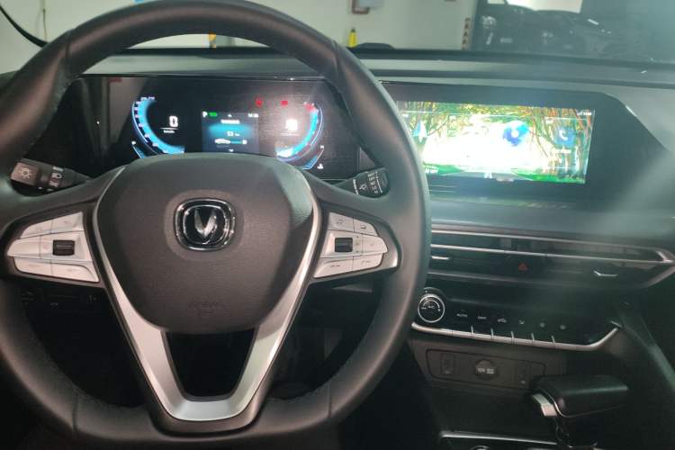 Used Changan Eado 2020 PLUS Blue Whale NE 1.4T GDI DCT Prestige Model