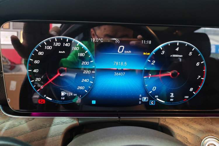 Used Mercedes-Benz E-Class 2023 Facelift E 260 L