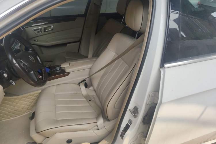 Used Mercedes-Benz E-Class 2015 E 200 L
