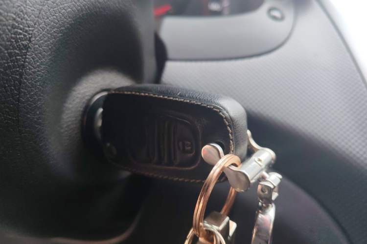 Used Hyundai Verna Ray 2014 1.4L Automatic GLX Vehicle Key