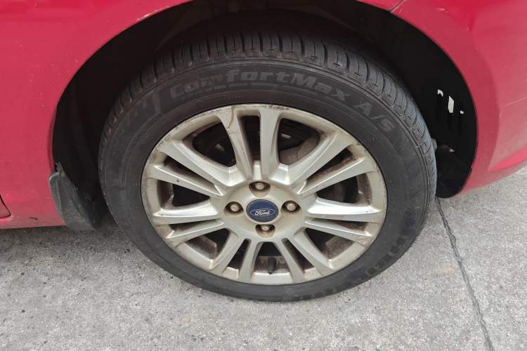 Used Ford Fiesta 2013 Sedan 1.5L Automatic Fashion Edition
