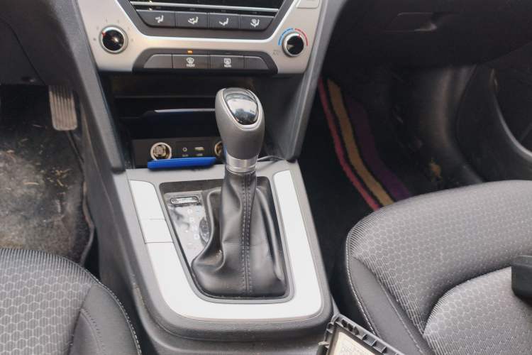 Used Hyundai Elantra (6th Generation / Lingdong) 2016 1.6L Automatic ZhiXuan – Elite Version
