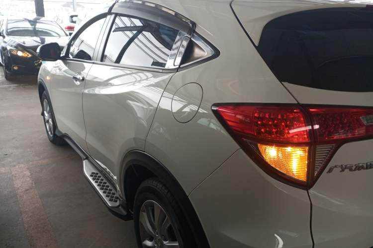 Used Honda Vezel 2019 1.5L CVT Pioneer Edition China VI