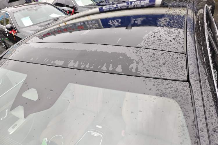 Used Mercedes-Benz E-Class 2024 E 260 L Roof