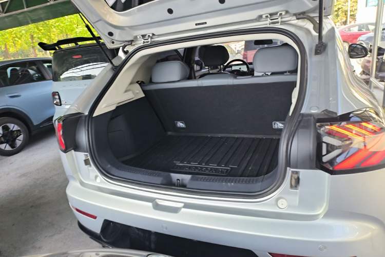 Used ARCFOX T1 2025 Model 425 PRO