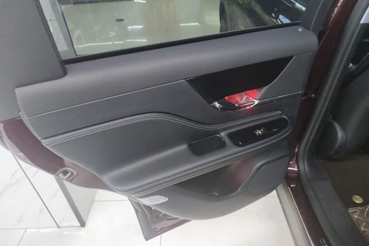 Used Lincoln Corsair 2022 2.0T Two-Wheel Drive Deluxe Edition