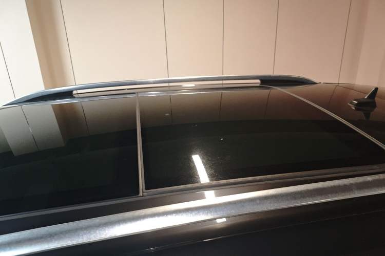 Used Volkswagen Tayron 2020 330TSI Two-Wheel Drive Luxury Smart Connectivity Version Roof