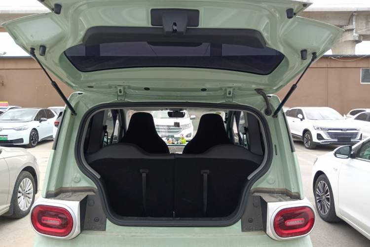 Used Wuling Hongguang MINIEV 2024 3rd Generation 215km Youth Edition Trunk