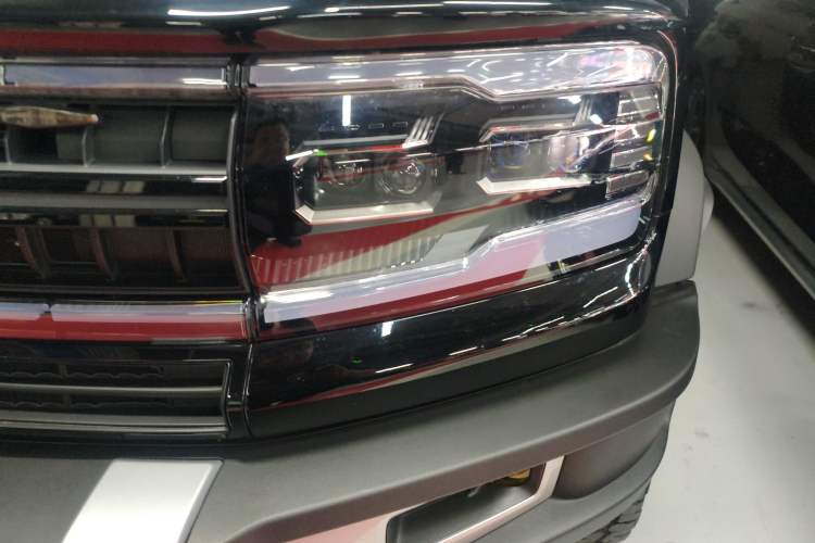 Used Formula Leopard 5 2023 Cloud Ride Flagship Edition
