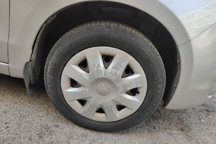 Used Chevrolet Sail 2010 Sedan 1.4L Manual Ideal Edition