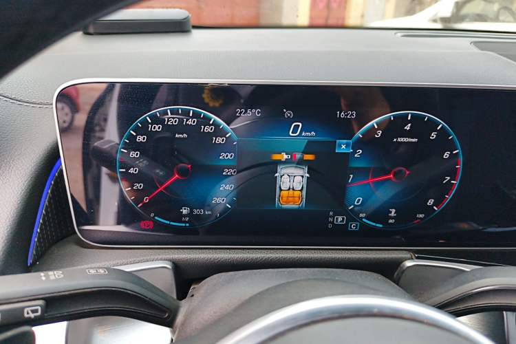 Used Mercedes-Benz GLB 2020 Updated GLB 200 Dynamic Edition
