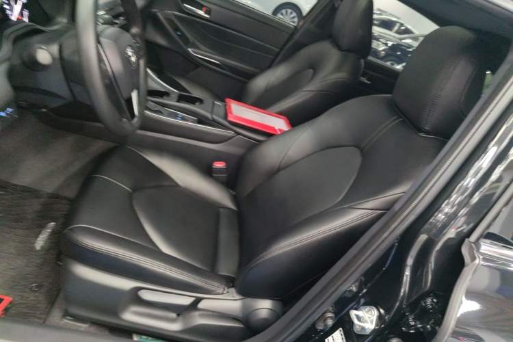 Used Toyota Avalon 2022 2.0L Ambition Edition