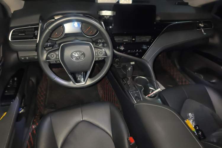 Used Toyota Camry 2021 2.0S FENGSHANG Edition