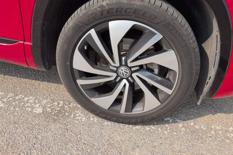 Used Volkswagen Tayron X 2020 380TSI Four-Wheel Drive Dynamic Connect Edition Right Front Wheel Hub