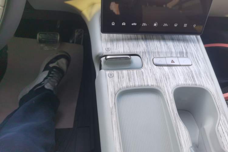 Used Nio ET7 2022 100kWh First Edition Gear Lever