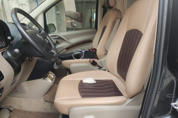 Used Mercedes-Benz Viano 2010 2.5L Prestige Edition Left Front Seat