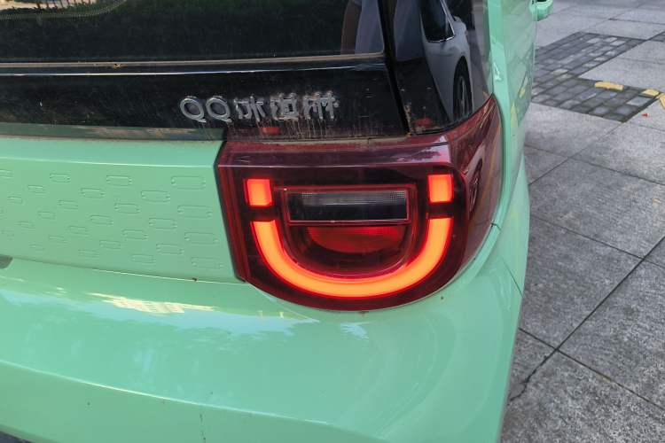 Used Chery QQ Ice Cream 2022 120km Conical Shape Lithium Iron Phosphate