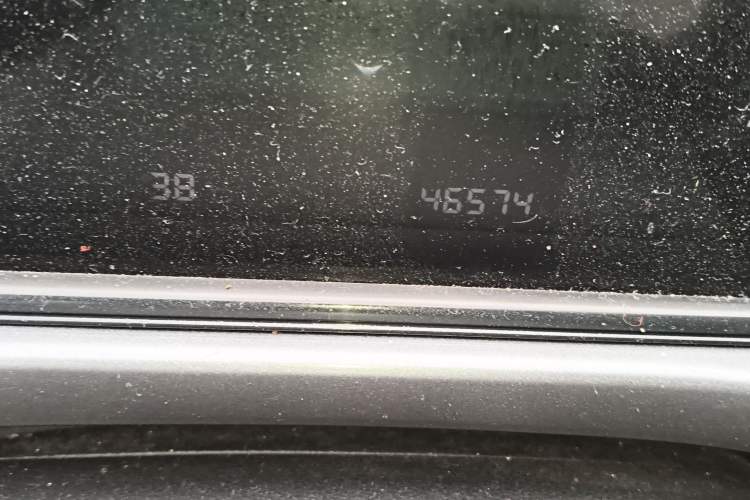 Used CHANGAN Eado 2021 PLUS 1.6L GDI CVT Luxury Model Odometer Close Up