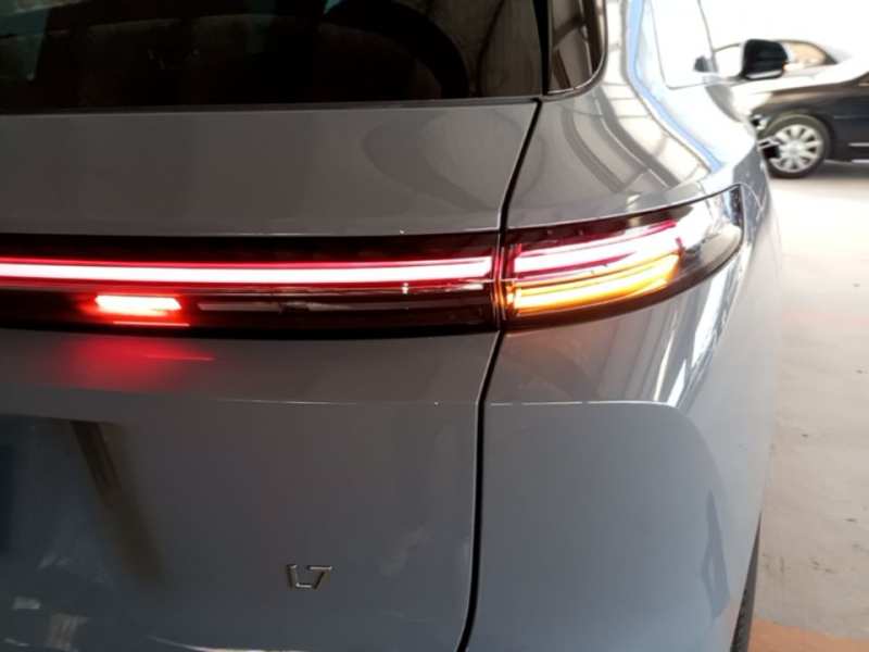 Used Li Auto L7 2025 Max Smart Refresh Edition — 7