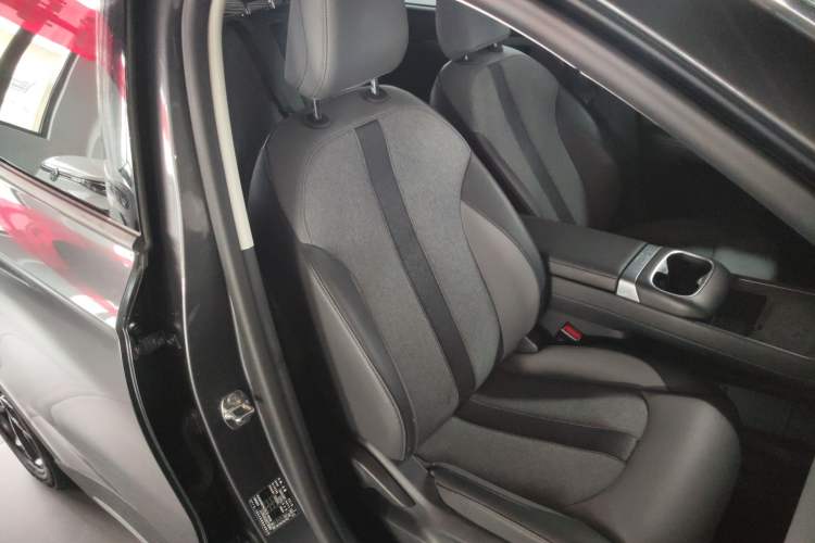 Used MG ES5 2025 515 Pro Rear-Drive Version