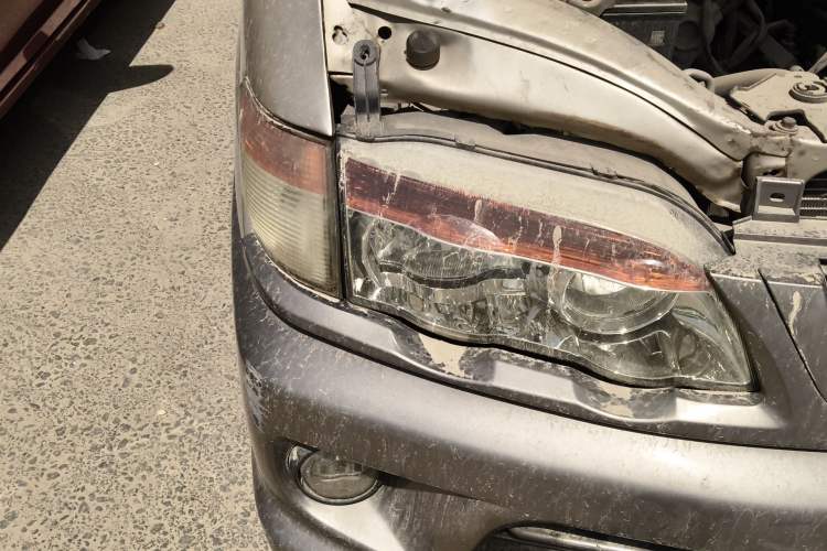 Used FORTHING Lingzhi 2014 V3 1.5L 7-Seater Luxury Model Right Front Headlight