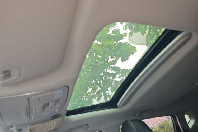 Used Geely Auto Vision X6 2020 1.4T CVT Luxury Edition Headliner