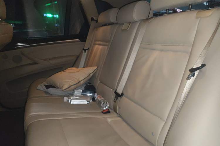 Used BMW X5 2011 xDrive35i Leading Model
