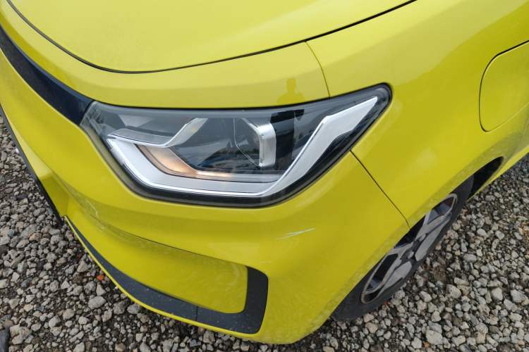 Used SOL E10X 2021 302 km Range Luxury Version 31.4 kWh Left Front Headlight